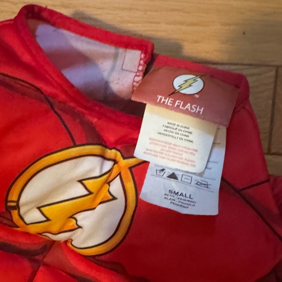 Kids Flash Superhero Halloween Costume - Red and Yellow - Picture 5 of 5